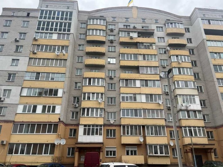 Продам 3-кімнатну Бучанський р-н. м.Буча вул.Садова7Б - фото 1