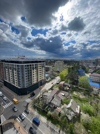 Продам видову квартиру в центрі Ірпеня. БЕЗ КОМІСІЇ! - фото 1