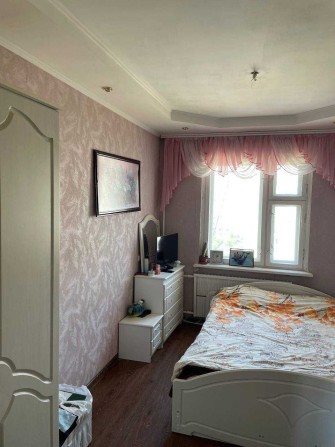 Продам 3-х кімнатну квартиру - фото 1