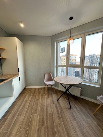 Продам свою квартиру ЖК Гранд Бурже - фото 1