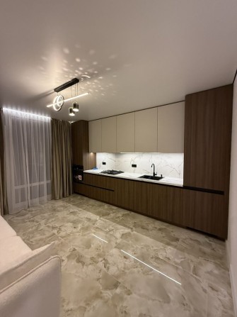 Продається простора та сучасна 1-кімнатна квартира ЖК IQ House - фото 1