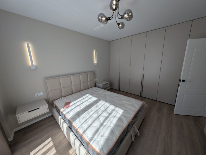 Продаж велика 1-кім в новобудові в Центрі - фото 1