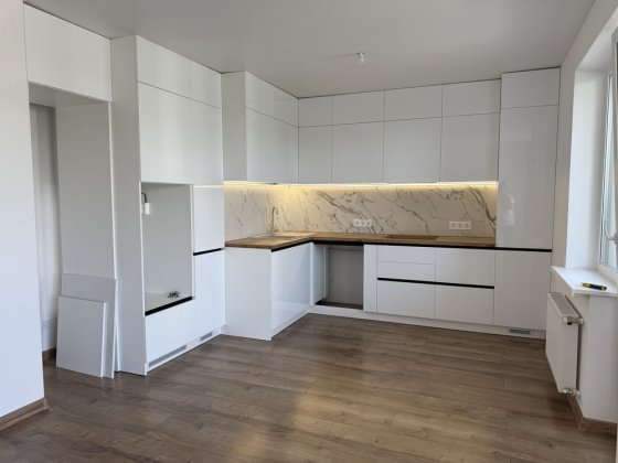 Продаж квартири 3 кім. ЖК Банківський ( індивідуальне опалення) Борисполь