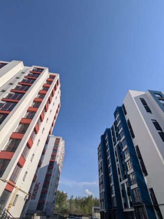 Терміновий продаж великої 1 кімн квартири поруч вул.Довженка та парку - фото 1