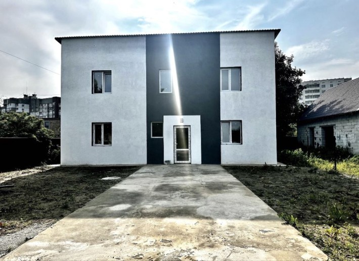 Продаж останньої 2-кім. квартири 43м в Борисполі вул. Момота - фото 1