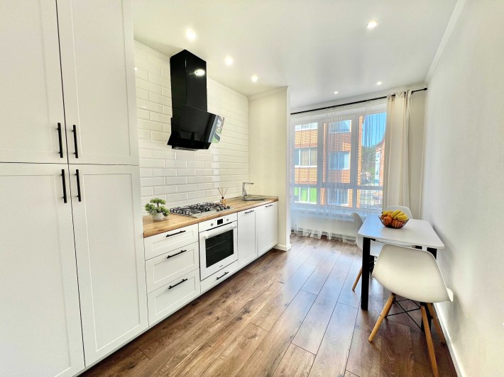 Продаж 1к квартири з ремонтом, пов 3, газ є, оформлення 2% - фото 1