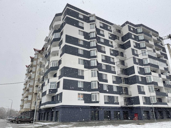 Продаж 2 кімнатної квартири в зданому будинку - фото 1