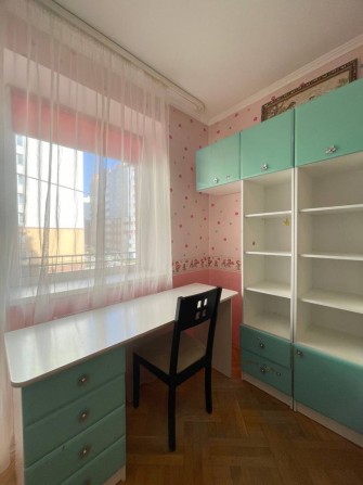 Продається 3 кімнатна великої площі - фото 1