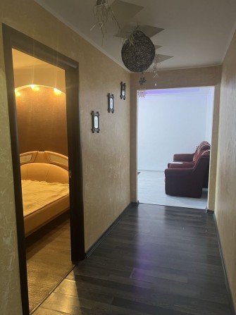 Продам 2х кім кв з лоджією Раковка - фото 1