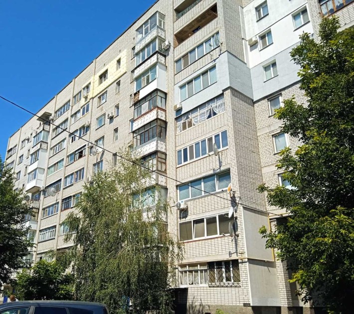 Продам 5-кімнатно квартиру в центрі, вул. троїцька - фото 1