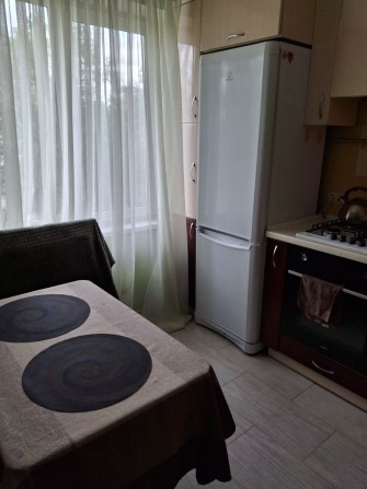 Продажа 2-ух комнатной квартиры - фото 1