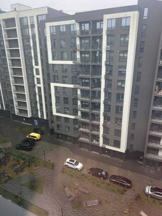 Продаж 2 кімнатної квартири в зданому будинку - фото 1