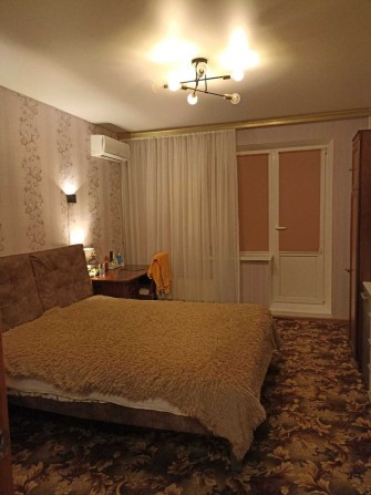 Продам 3 к. кв. с большой кухней в монолитном доме в Кременчуге - фото 1