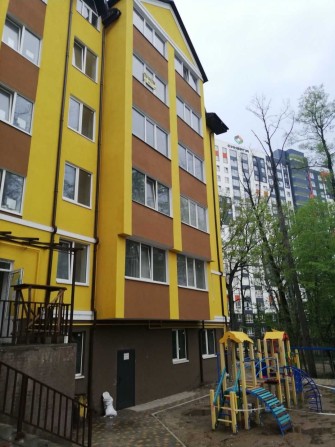 БЕЗ КОМІСІЇ! Велика двокімнатна квартира. Гарна локація. Парк МАМА - фото 1