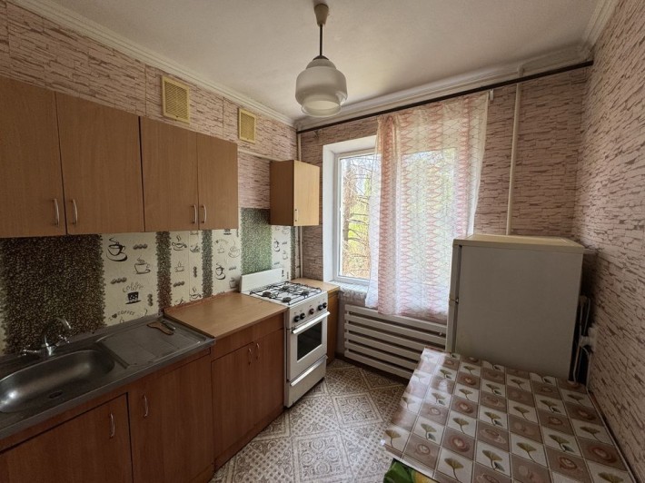 Продам 1 кімнатну квартиру - фото 1