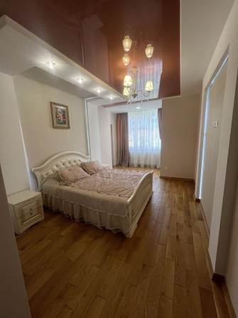 Продам 3 км з гарним ремонтом 105 м2 - фото 1