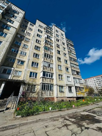 Продається 2-х кімнатна квартира покращеного планування. - фото 1