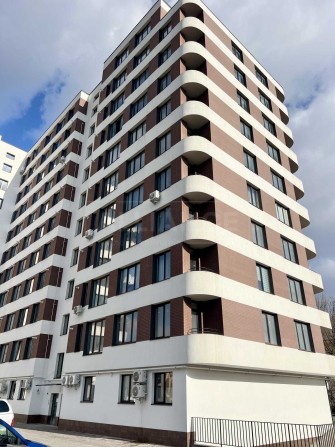 Готова до ремонту 2кім 55м на 3 пов по вул Незалежності - фото 1