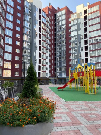 Квартира в центрі,продам однокімнатну,Княгинин-Васильянок,поруч ратуша - фото 1