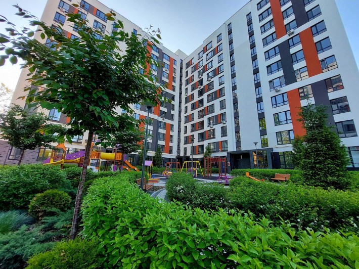 Видова 2-кімнатна в центрі м.Ірпень "Нові Метри Центр",  Кладовка - фото 1