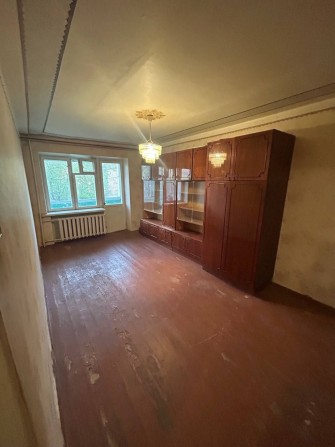 2к в центрі Бучі, теплий будинок, центральне опалення, ГАЗколонка - фото 1