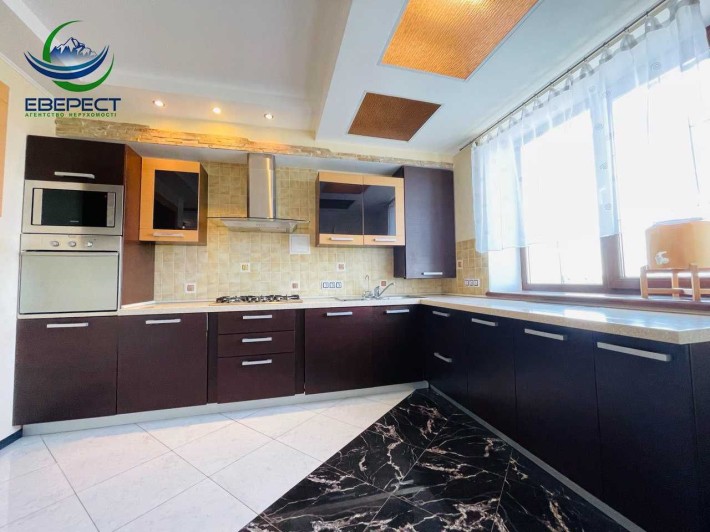 Продаж 3-кімнатної квартири - фото 1