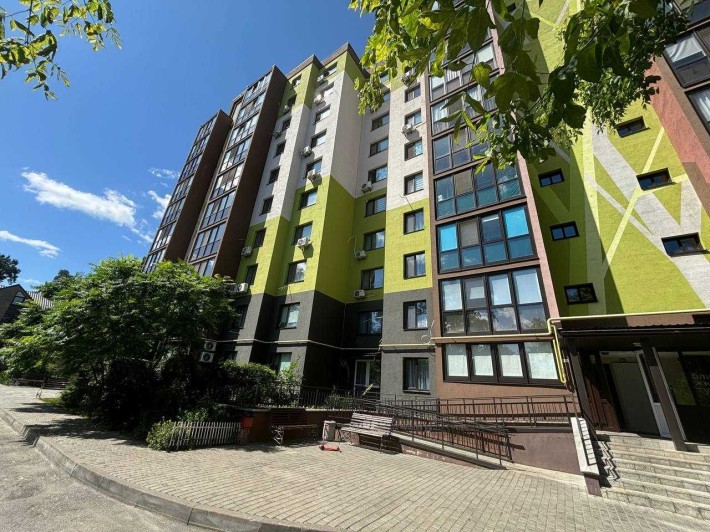 Продаж квартири центр Ірпінь з ремонтом - фото 1