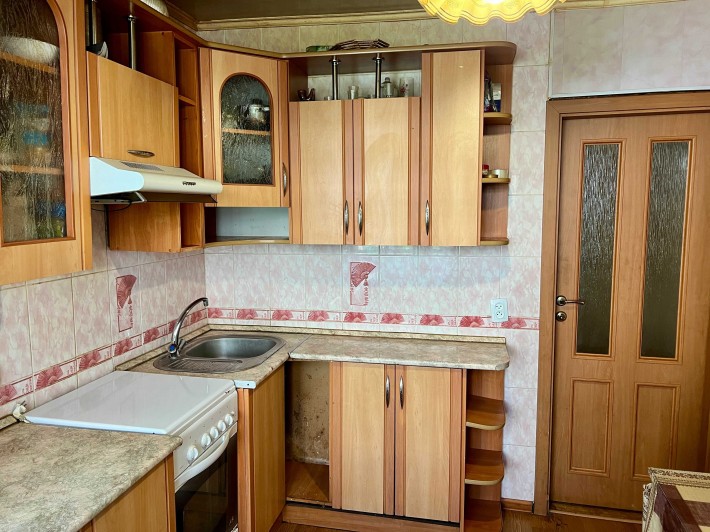 Продам затишну 3-кімнатну квартиру в Луцьку! - фото 1