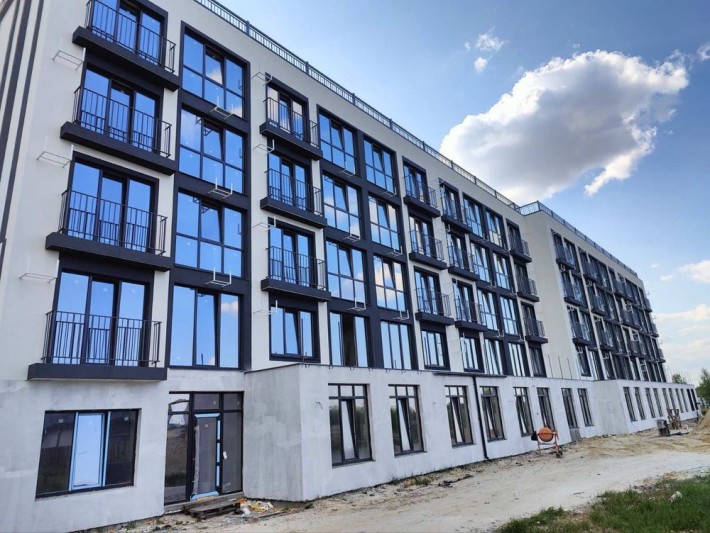 Велика однокімнатна квартира. Готовий будинок - фото 1