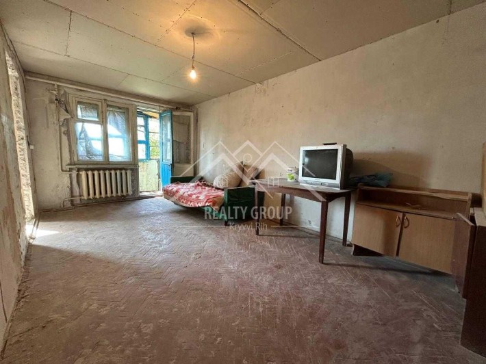 Продаж 2к квартири під ремонт на Юності - фото 1