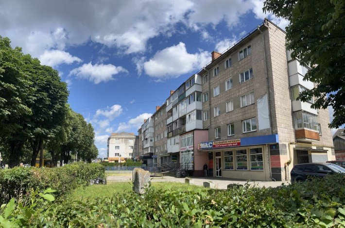 Продаж двокімнатної квартири по пр. Перемоги - фото 1