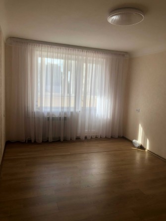 Продам 1- кімнатну квартиру 6/9  з ремонтом 35,8 кв.  Раківка - фото 1