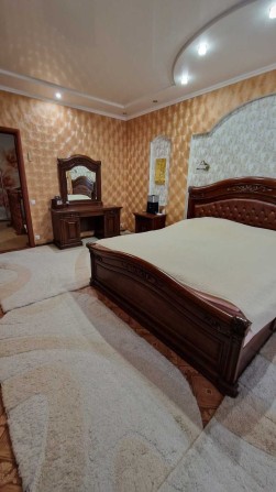 Простора 2поверзова квартира на Керченській - фото 1