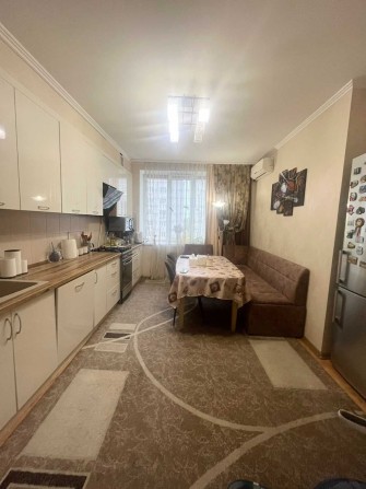 Продам простору 3 кімнатну квартиру р-н зуп. Козацька - фото 1