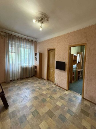 Новий ЕКС! 3к квартира на Подолі, поруч з зупинкою, 2/2 поверх, цегла - фото 1