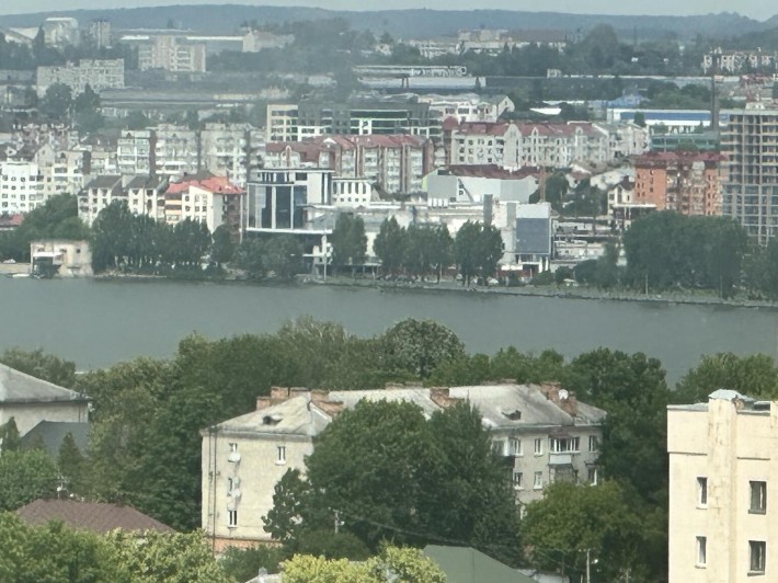 ЖК Набережний квартал )Вид на озеро Квартира з ремонтом 45кв.м вид на - фото 1