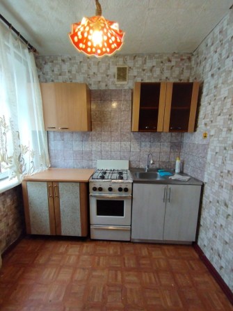 Продам двокімнатну квартиру на Червоній - фото 1