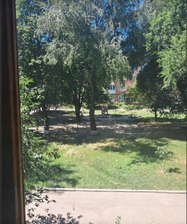 р Продається 3-кімнатна квартира в районі Відінська - фото 1