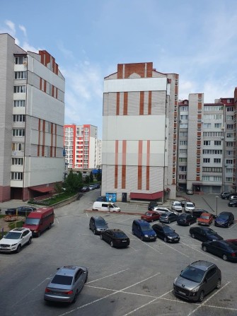 Продаж 2 км квартири на Корольова - фото 1