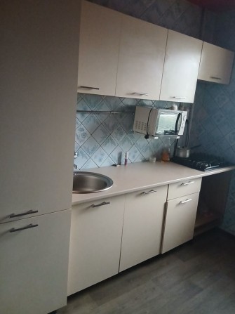 Продам 3 комнату квартиру на 9 микрорайоне - фото 1