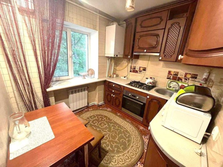 | Продається 2-кімнатна квартира з індивідуальним опаленням - фото 1