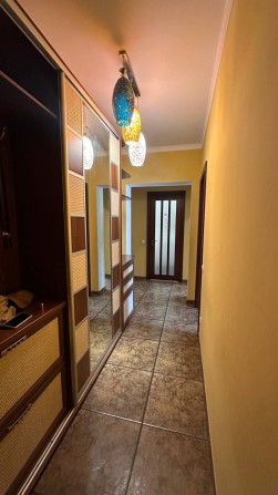 Продам двухкомантную квартиру на Карачунах! - фото 1