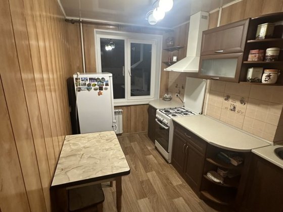 4-й Заречный /3-х комн квартира ,возле Терры, Кривой Рог