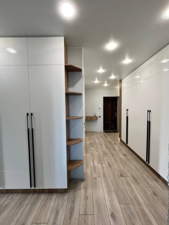 Продам 2 ком с АО, Центр,Під Є Оселя, Мебель, Техника, - фото 1