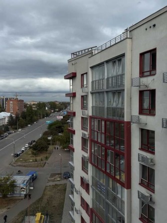 1к квартира в НОВОБУДОВІ, 47м2, індивідуальне опалення, ПЕРЕУСТУПКА - фото 1