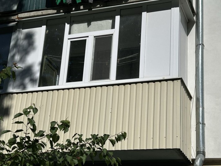 Продам 3-х кімнатну квартиру - фото 1