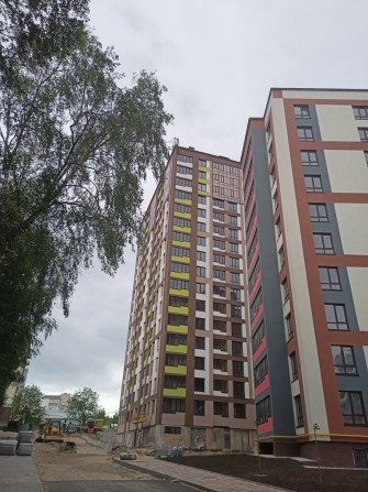Продаю власну квартиру - фото 1