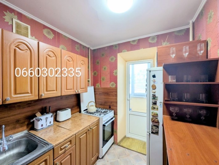 Однушка, укомплектована, цегляний будинок - фото 1