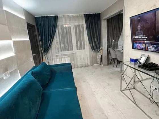 Продаж 3-к квартири вул. Микільсько-Слобідська 6/2 Київ