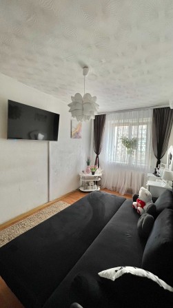 Продам простору 3 кімнатну квартиру. - фото 1